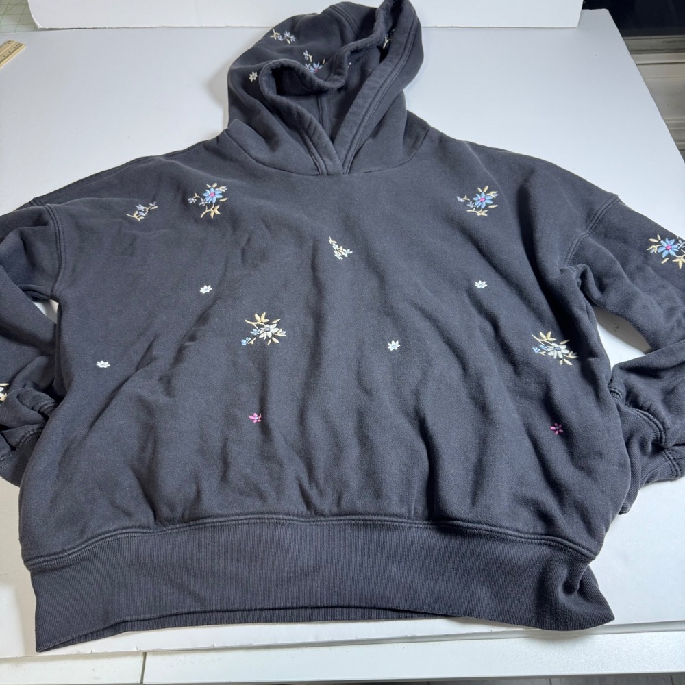 Abercrombie Kids Floral Embroidered Hoodie Sweatshirt Black Size 13/14 Pullover